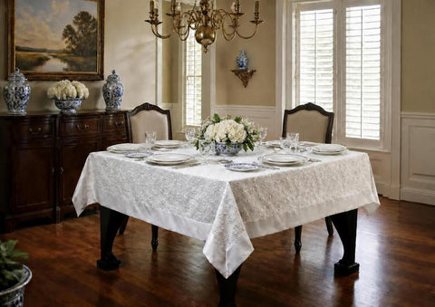 Table Linen Embroidery "PeeTee" 113 on Mesh