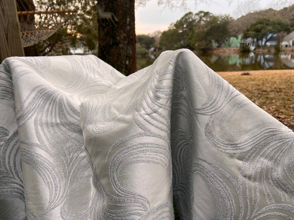 Tablecloth Jacquard "cr30977" in silver