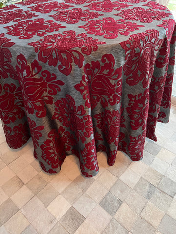 Tablecloth Jacquard "cr30937" in burgundy on gunmetal