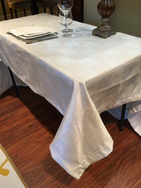 Tablecloth Embroidery "IRRE" 13147.9703 on Jacquard