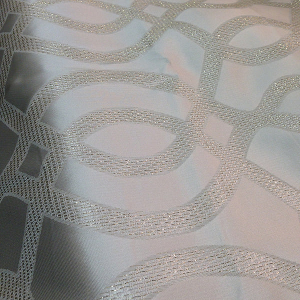 Tablecloth Jacquard Chenille "Gita" 9695 in silver or gold on cream