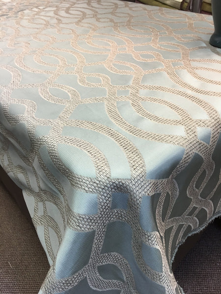 Tablecloth Jacquard Chenille "Gita" 9695 in silver or gold on cream