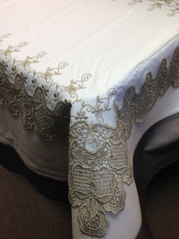 Tablecloth "Macrame Applique" 21660 on White Satin