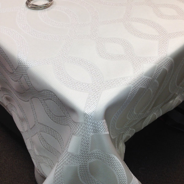 Tablecloth Jacquard Chenille "Gita" 9695 in silver or gold on cream